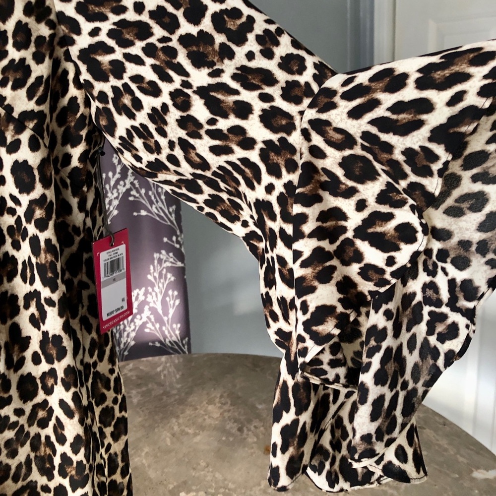 VINCE CAMUTO BLOUSE - Picture 3 of 7